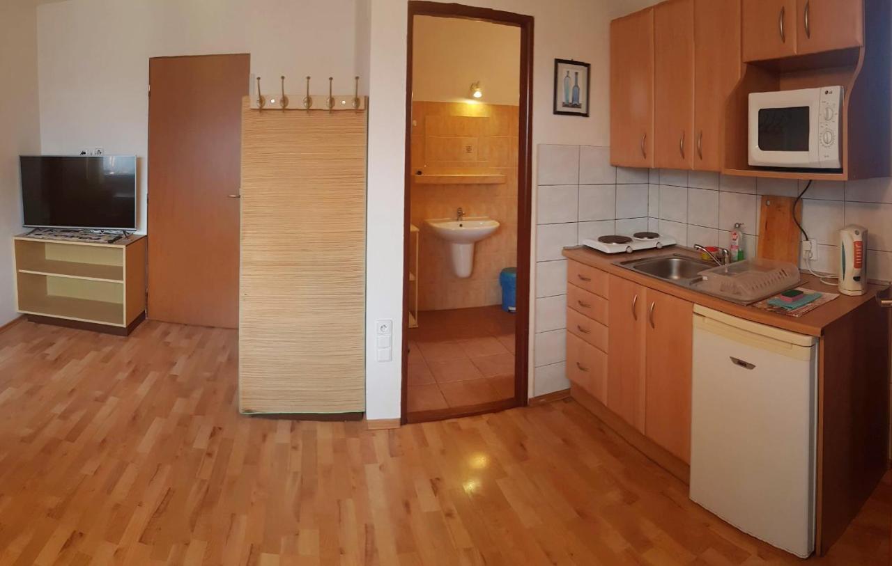 Apartments Iris Liptovsky Mikulas Luaran gambar